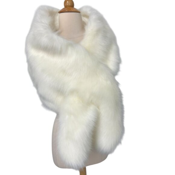 Tulip Bridal NWT Faux Fur Wrap Stole Ivory 12"W x 65"L Winter Wedding Size S - Picture 2 of 13